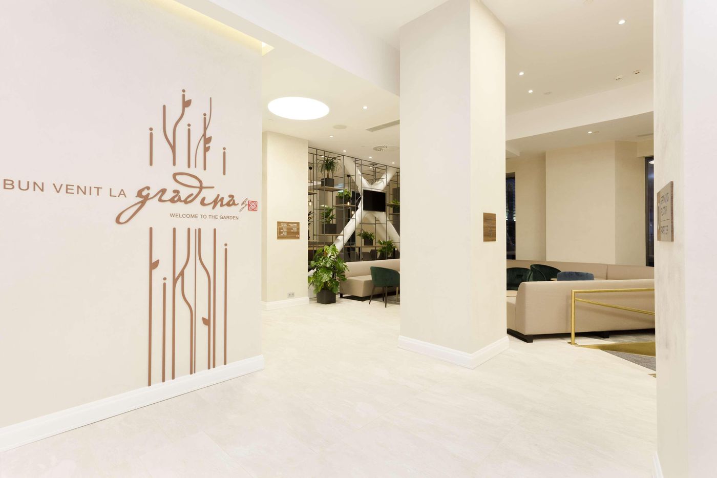 Hilton Garden Inn Bucharest Old Town - Romania - BUCHAREST - Lobby - 1