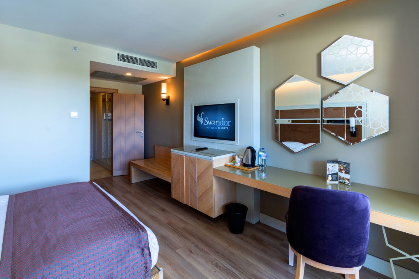 Swandor-Topkapi-Palace-Room-32