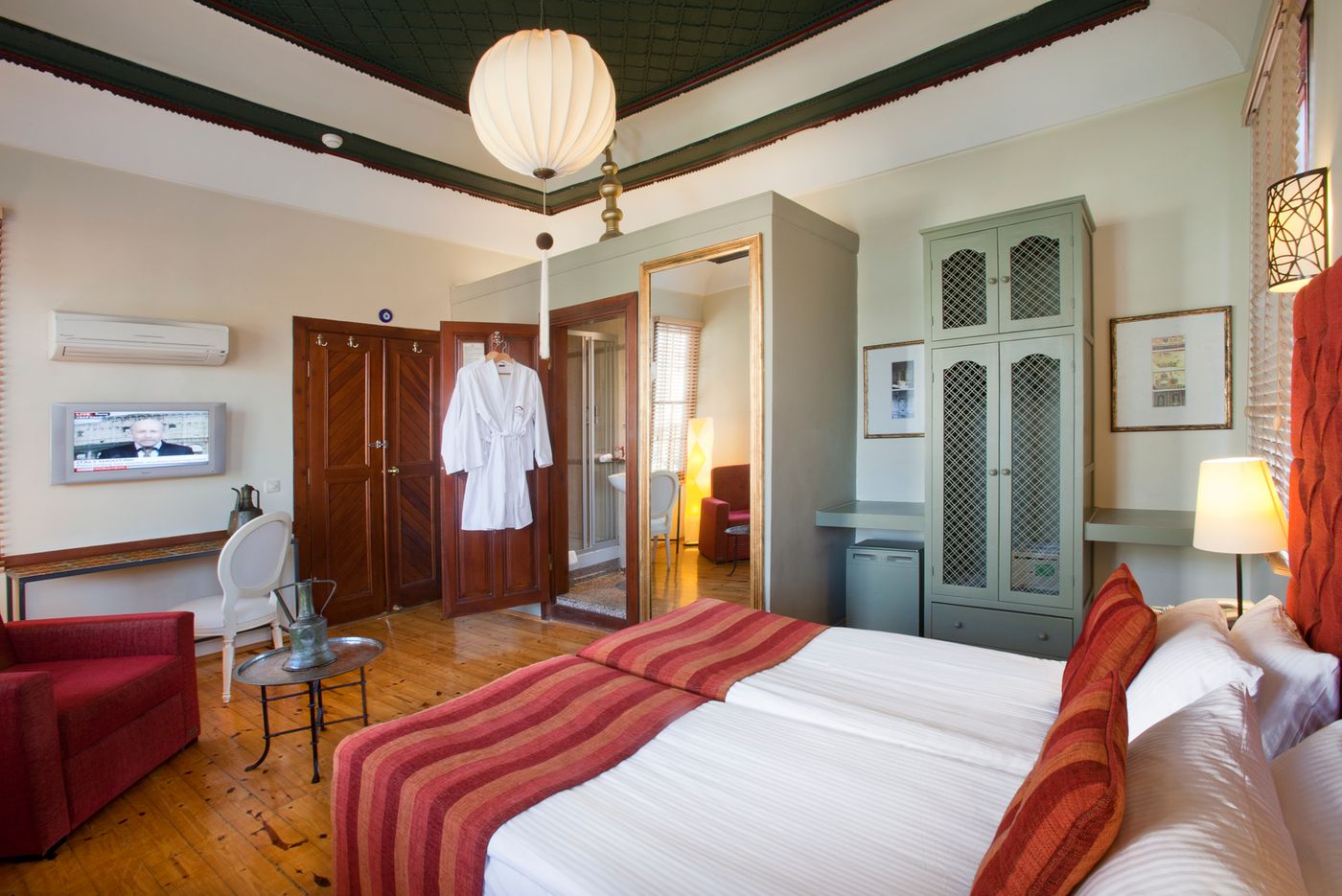 ALP-PASA-BOUTIQUE-HOTEL-OLD-TOWN-Room-15