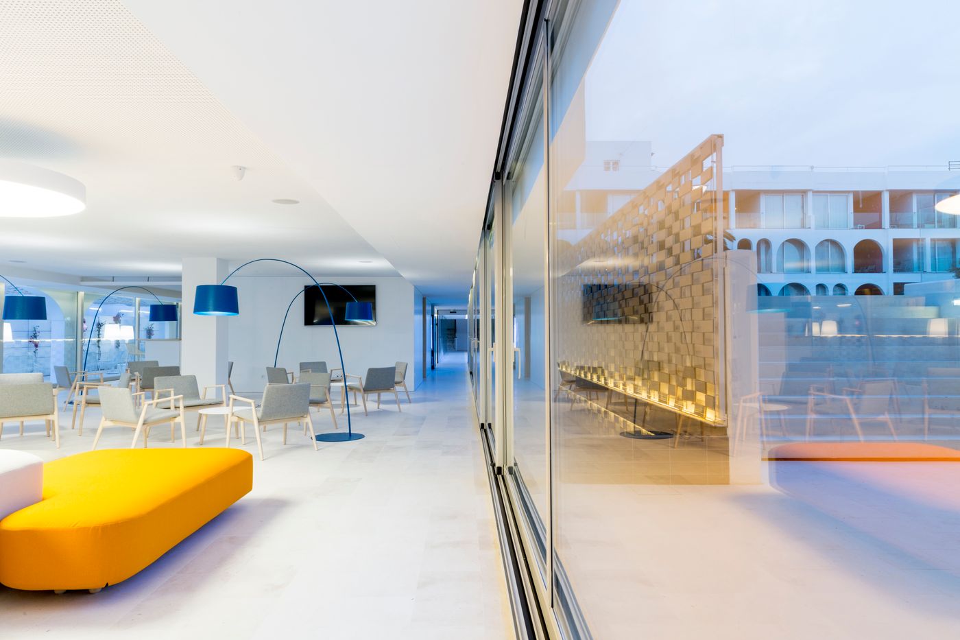 Ebano-Hotel-Apartments-Lobby-52