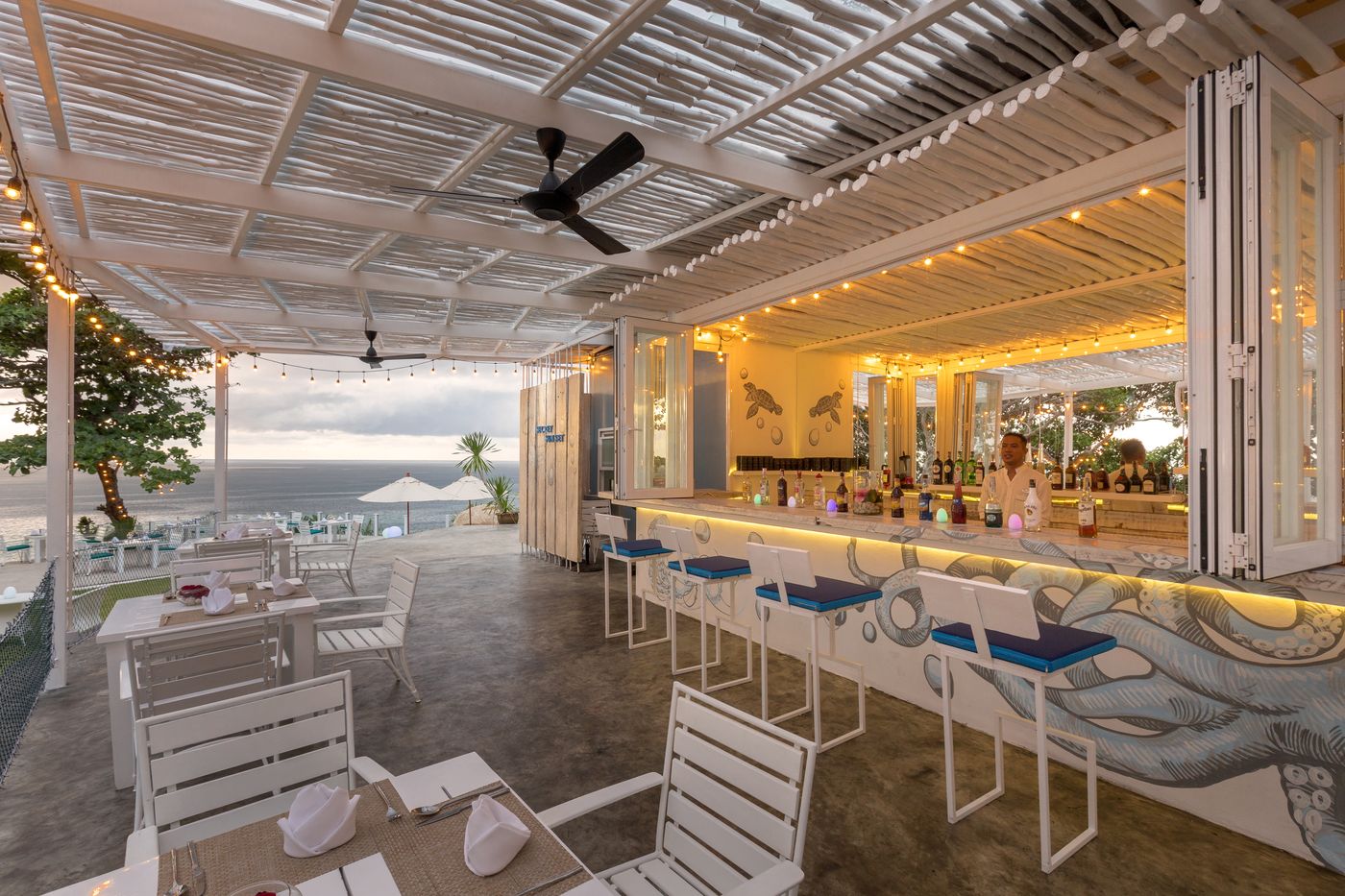 Secret-Cliff-Villa-Bar-18