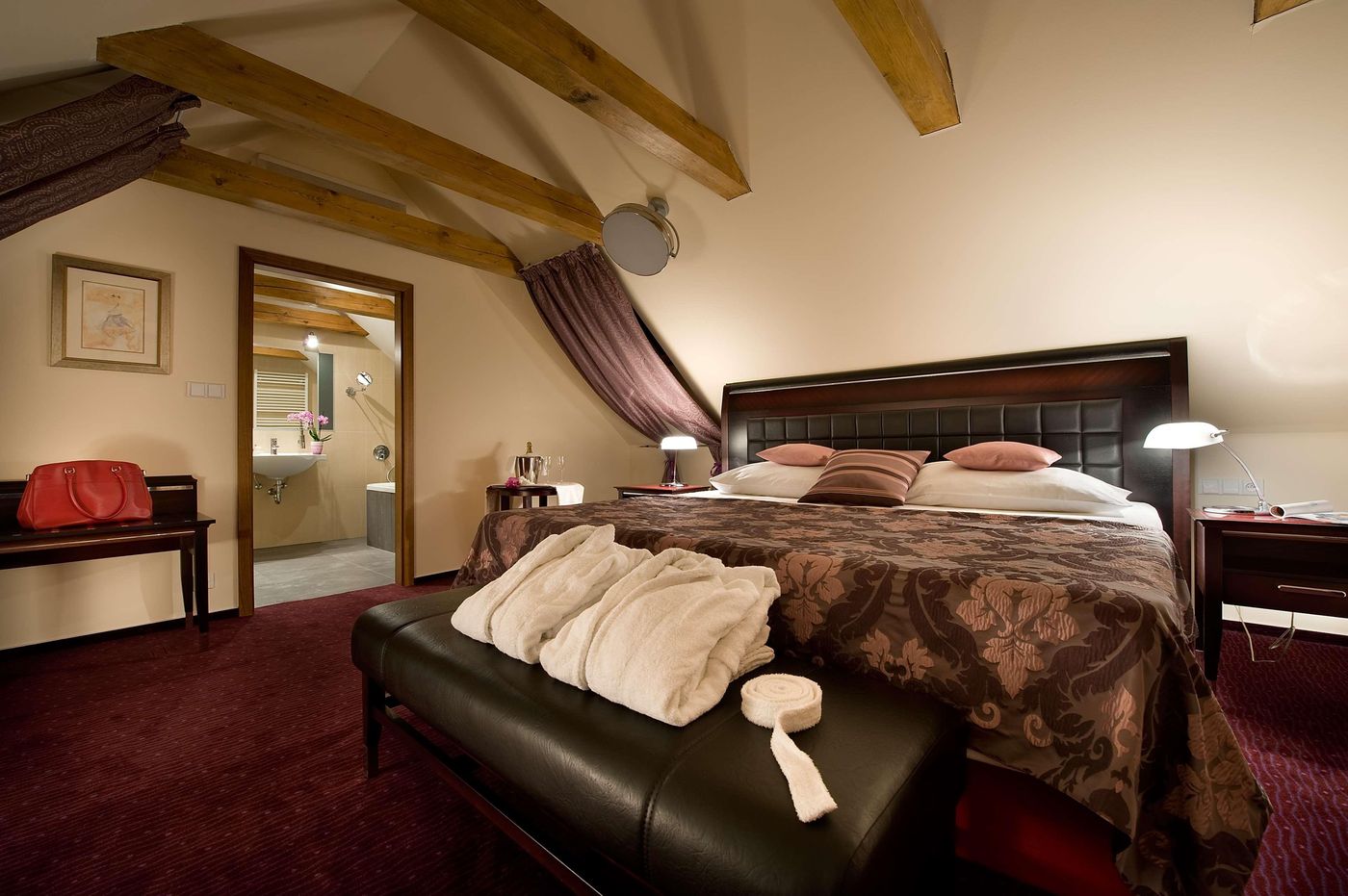 EA-Hotel-Embassy-Prague-Room-27