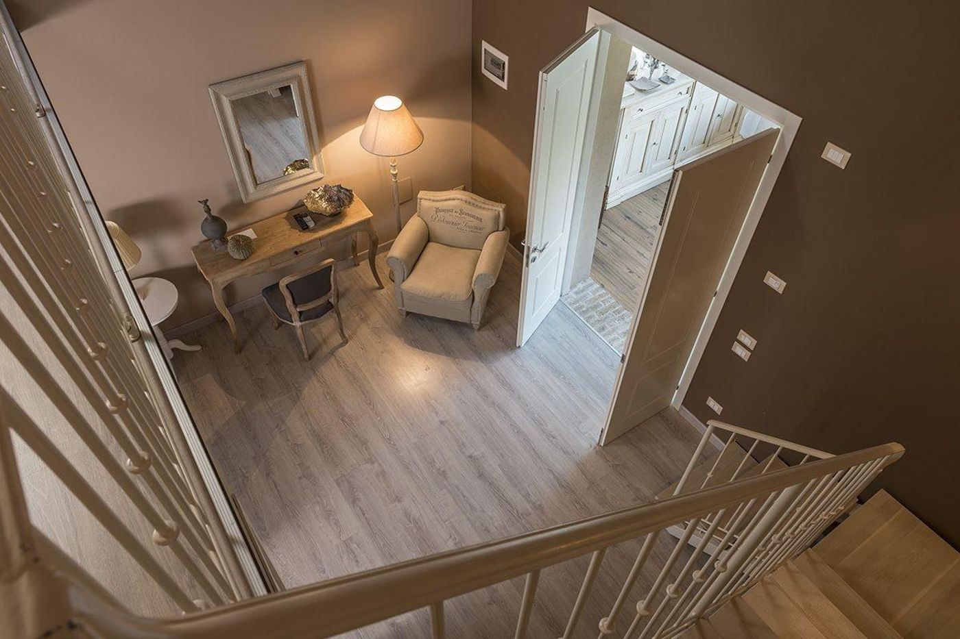 A-Casa-di-Delia---Charming-House-Room-19