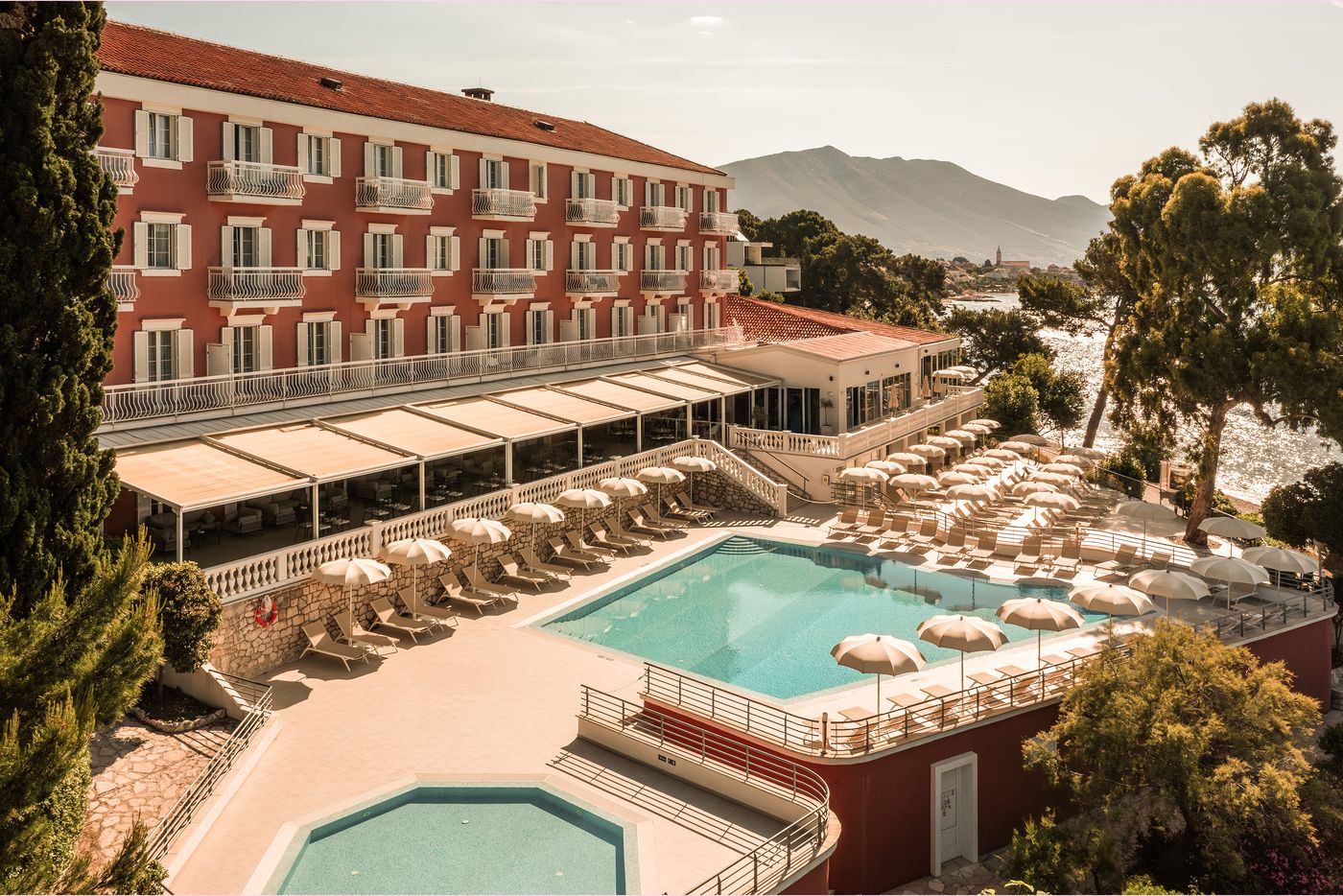 Aminess-Bellevue-Hotel-General-view-5