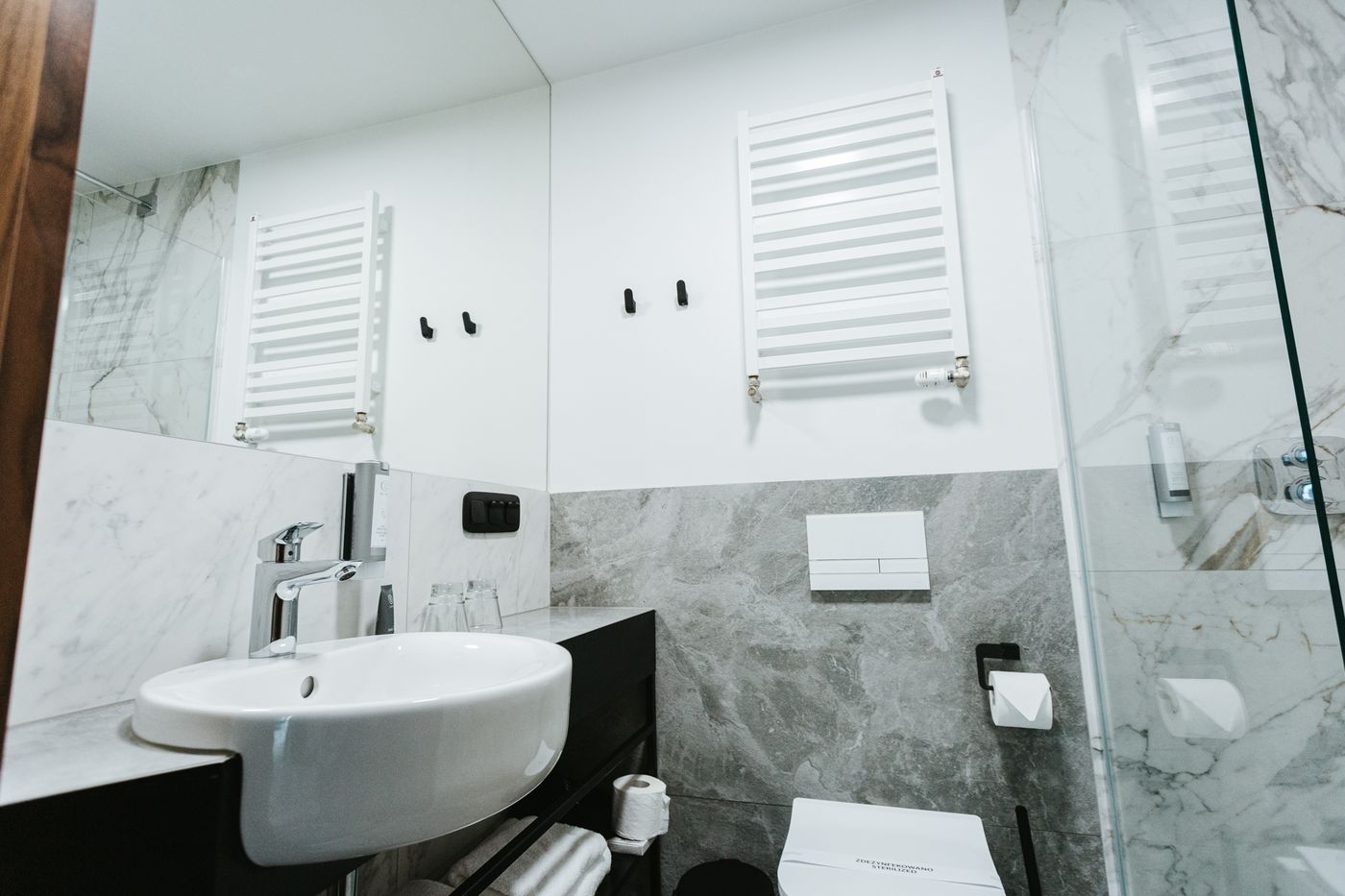 Garden-Square-Hotel-Room-39