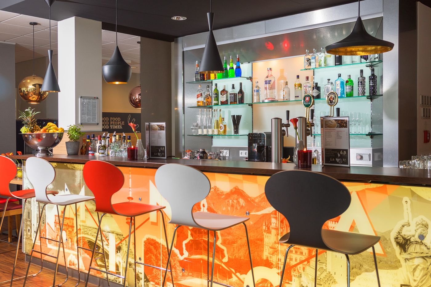 ibis-Muenchen-City-Sued-Bar-17