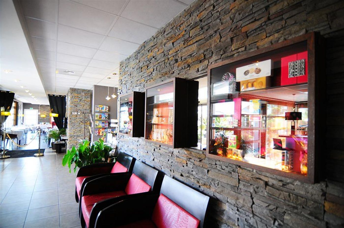 Logis Hotel La Fauceille-France-PERPIGNAN-Lobby-2