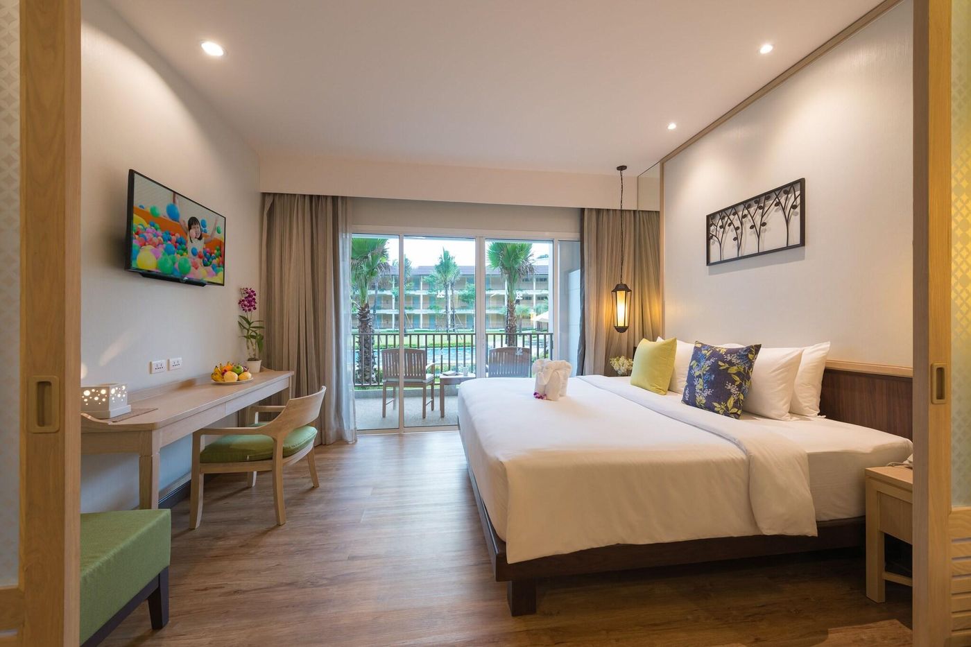 Katathani-Phuket-Beach-Resort-Room-34