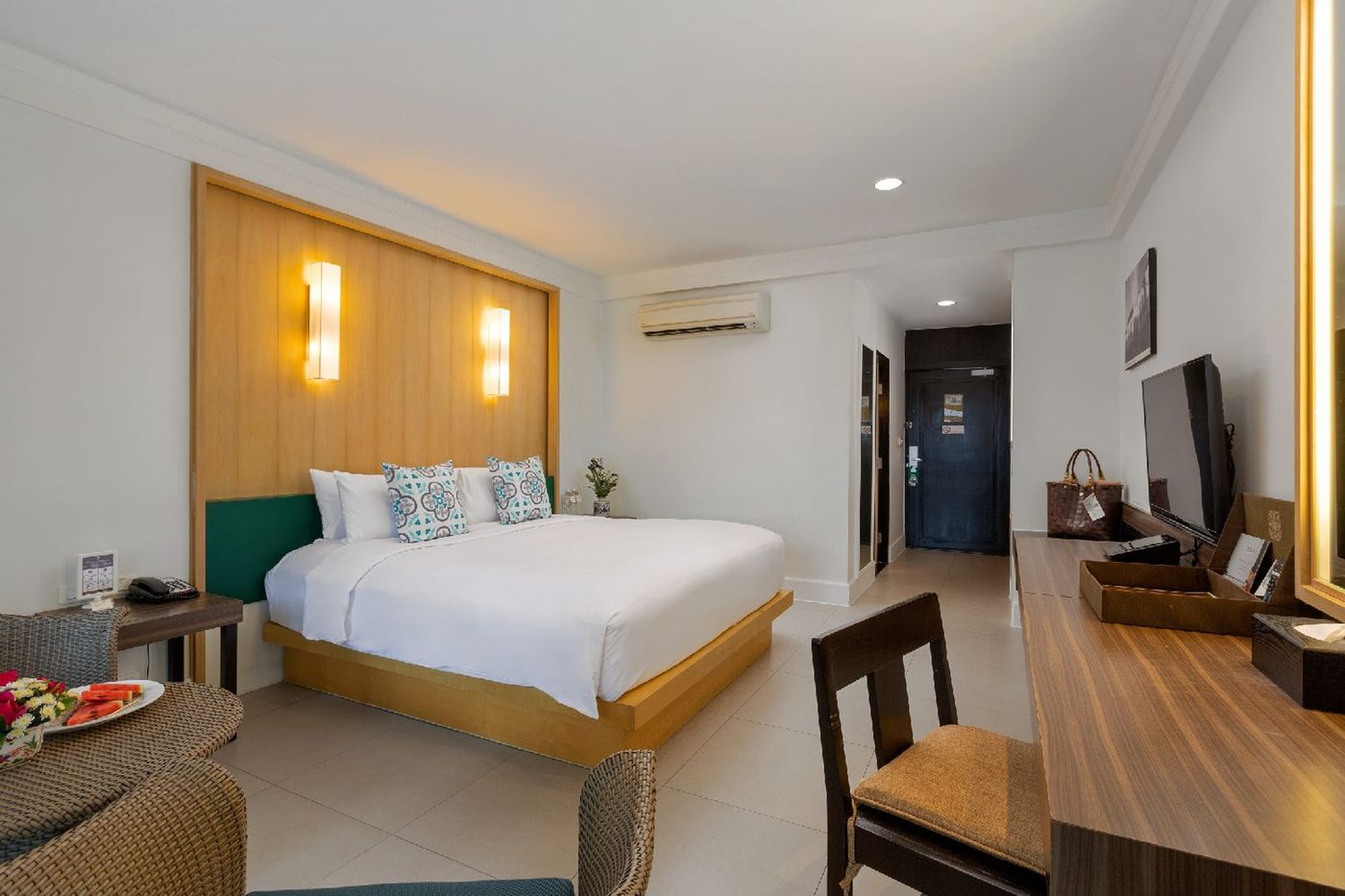 Centara-Sawaddi-Patong-Resort-Room-21