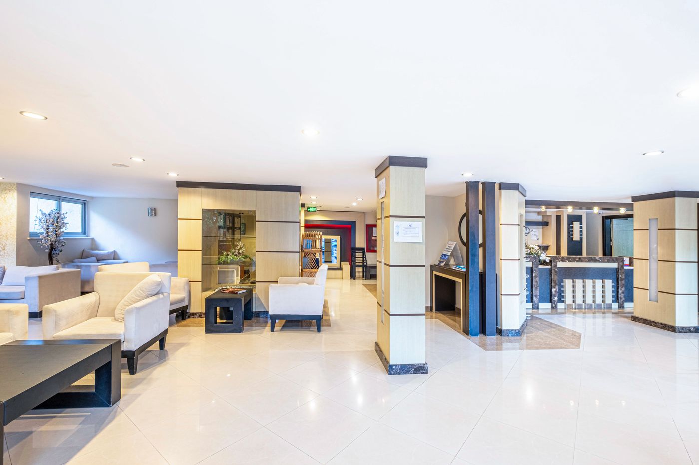 Viking-Nona-Beach-Lobby-34