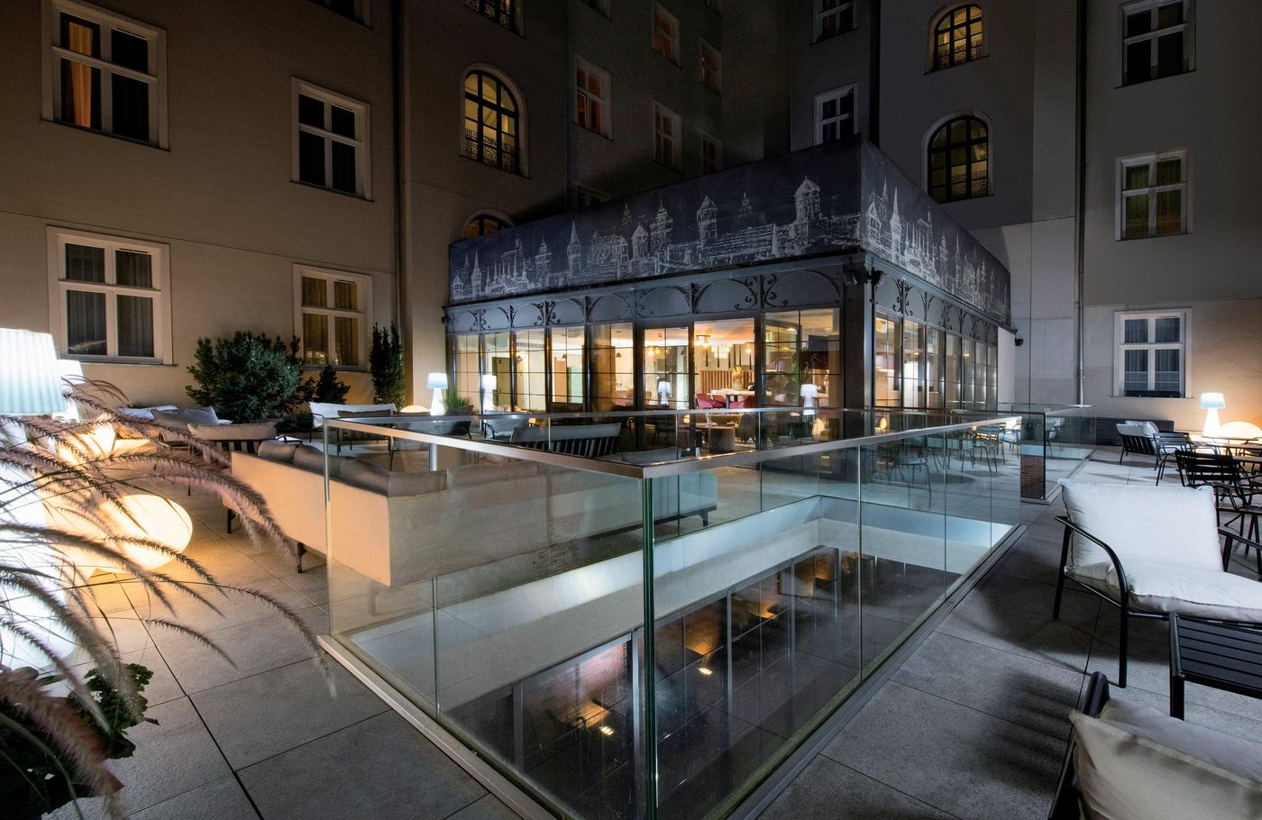 Leonardo-Boutique-Hotel-Krakow-Old-Town-Terrace-8