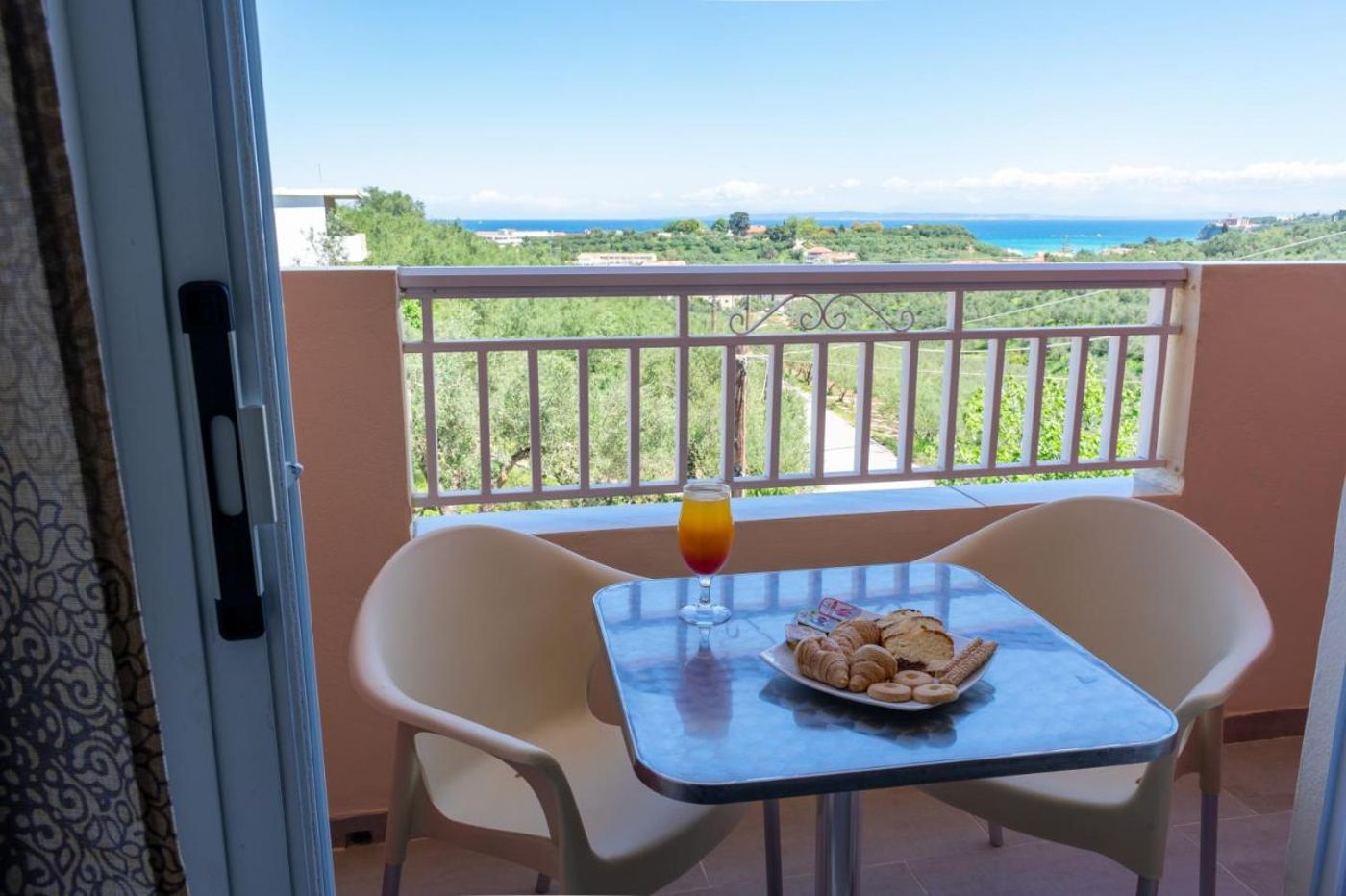 Zante-Pantheon-Hotel-Room-40