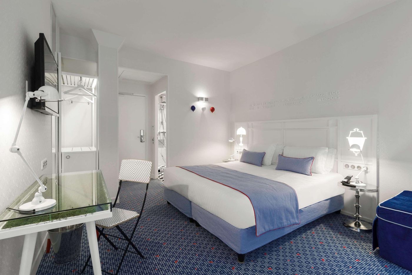 Hotel-34B-Astotel-Room-26