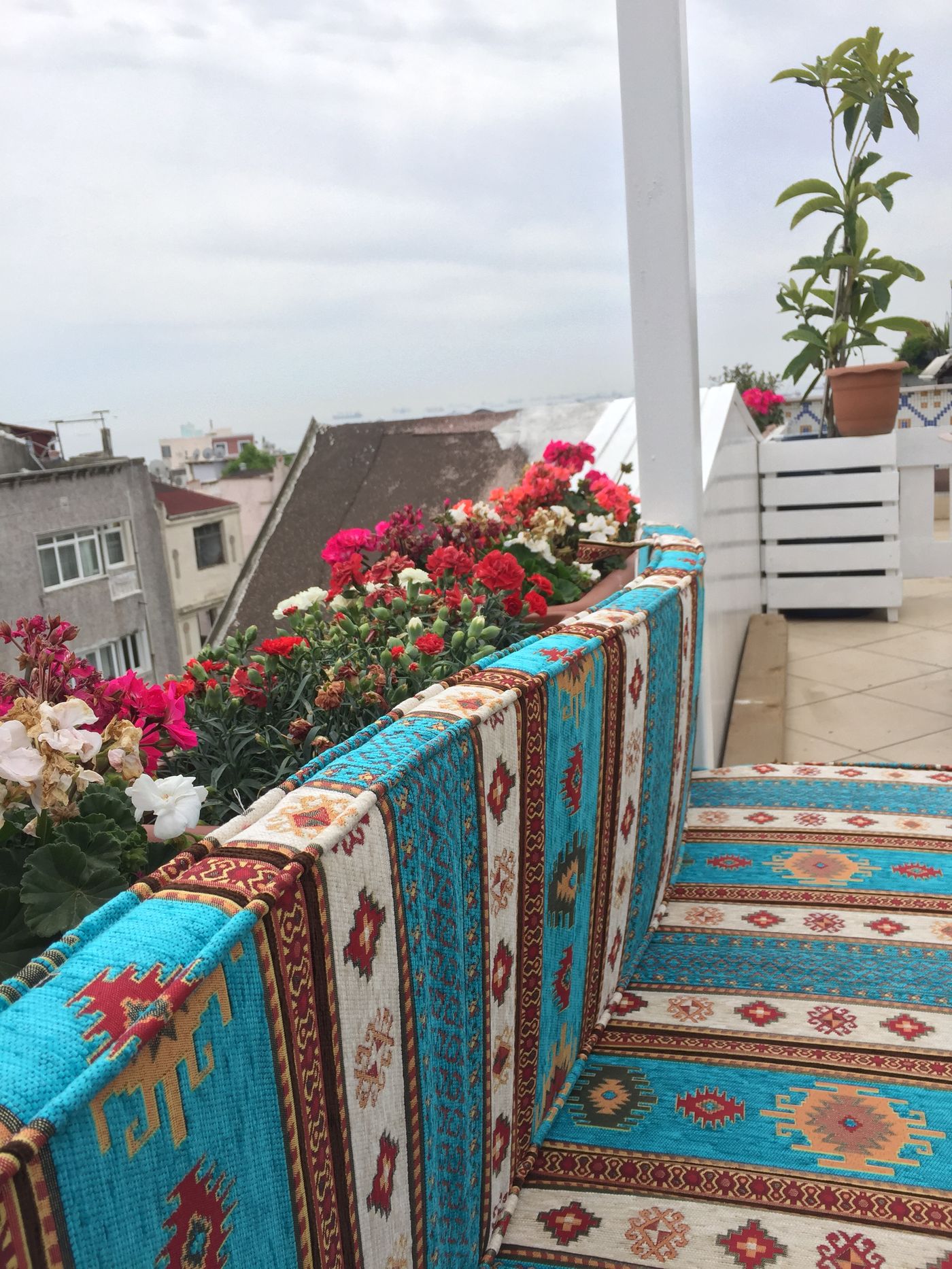 Istanbul-Holiday-Hotel-Terrace-40