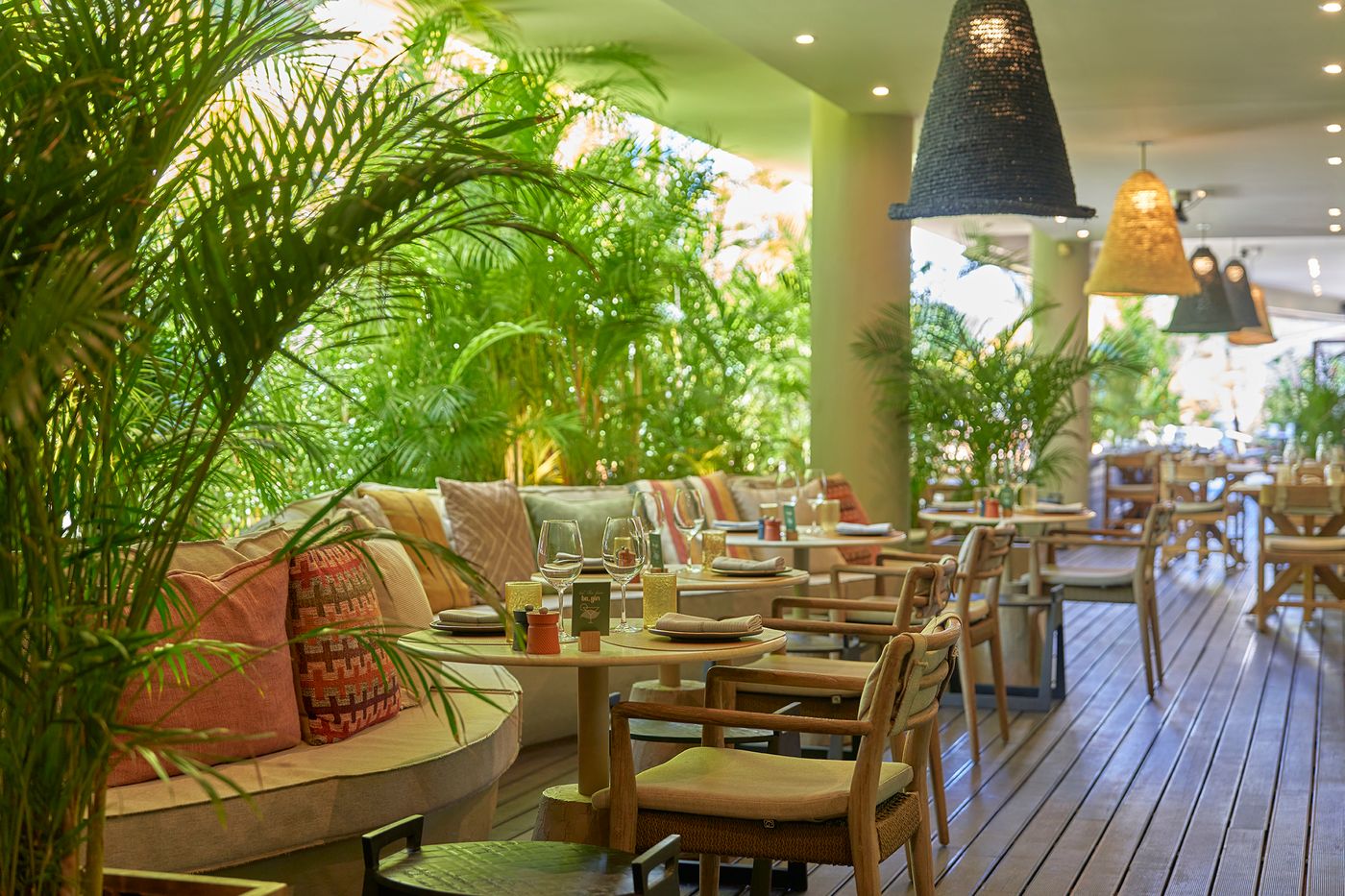 Suite-Hotel-Eden-Mar-Restaurant-26