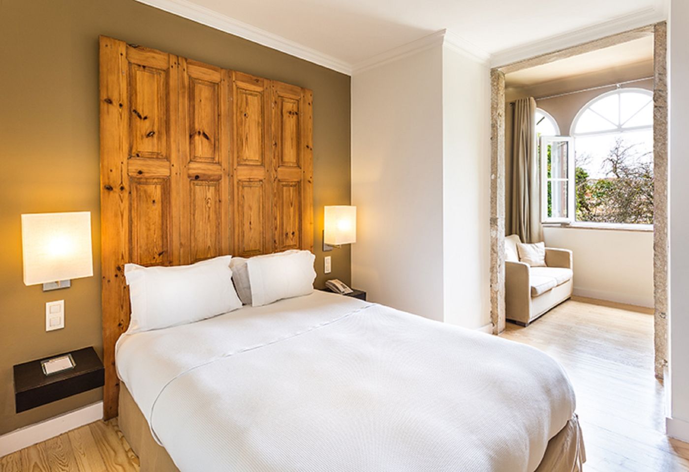 York-House-Hotel-Room-11