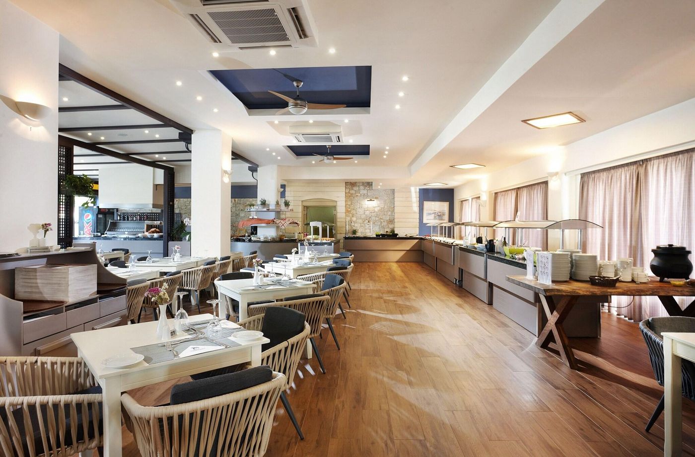 Santa-Marina-Beach-hotel-Restaurant-61