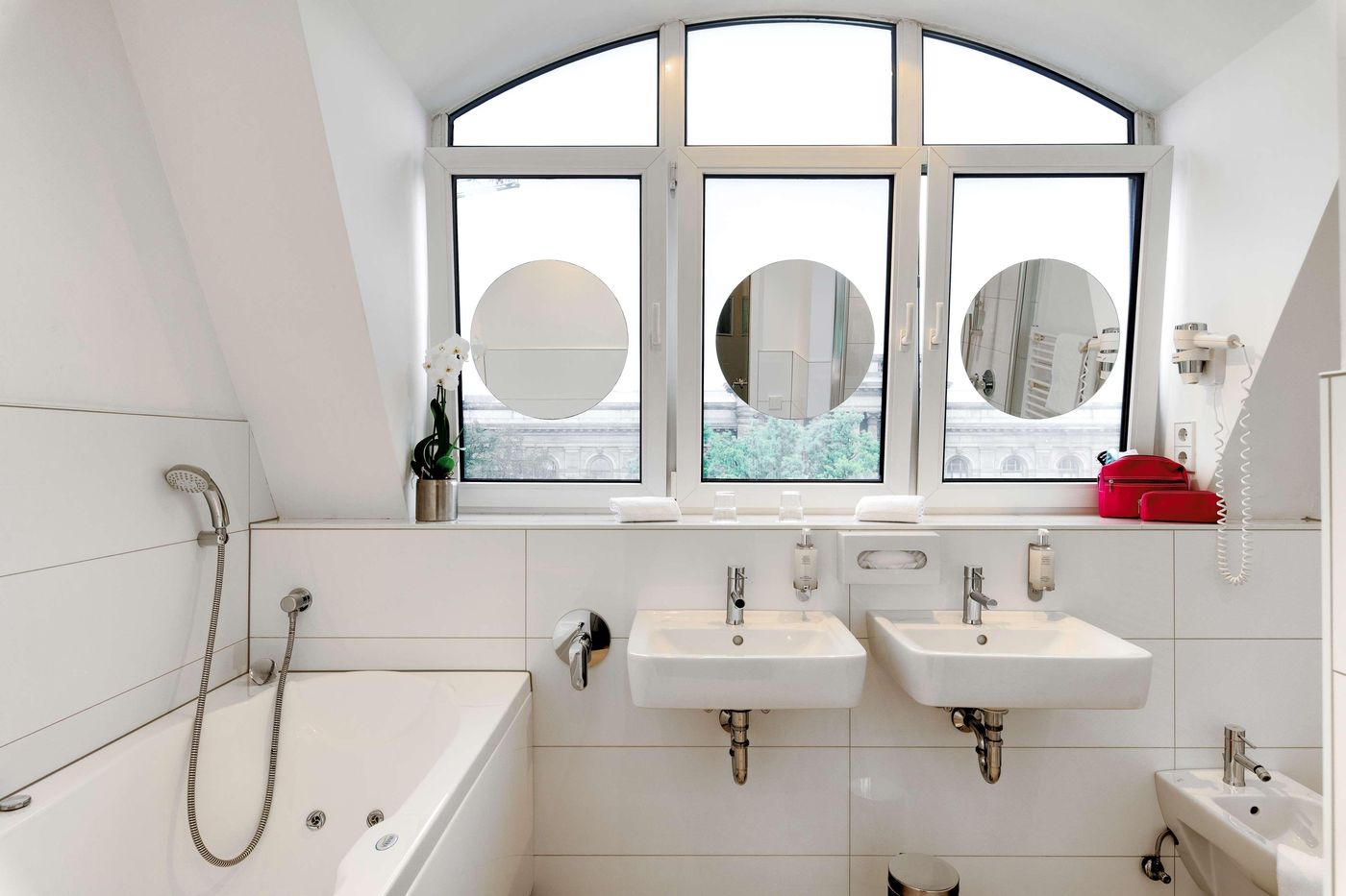 Berlin-Mitte-by-Campanile-Room-49