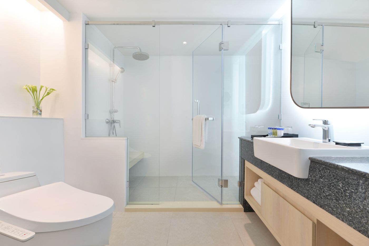 Centre-Point-Plus-Hotel-Pratunam-Room-46