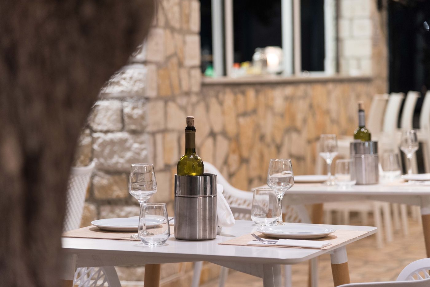 ELE-NAS-bohotel---Annex-Apartments-Restaurant-23