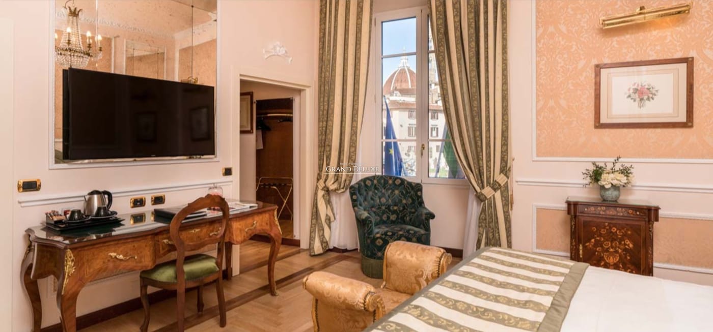 Bernini-Palace-Room-44