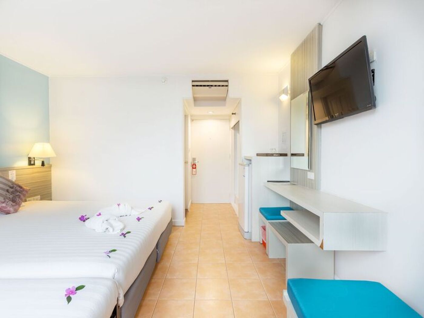 ON-Hotel-Phuket-Room-16