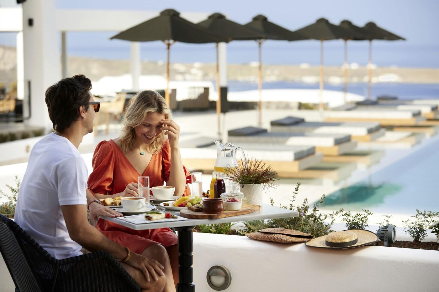 Santo-Maris-Oia--Luxury-Suites---Spa-Restaurant-22