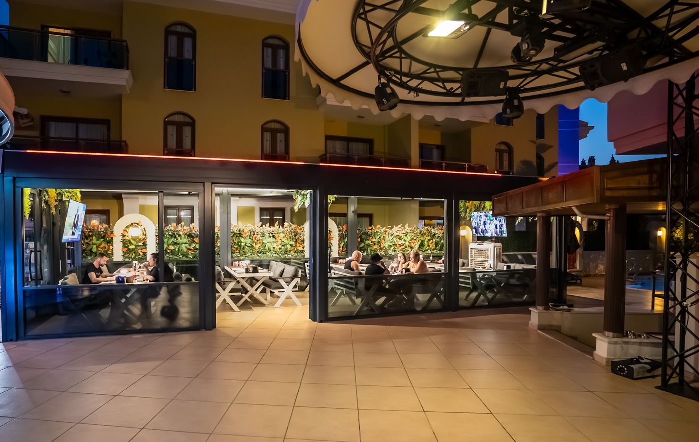 Club-Karakas-Restaurant-65