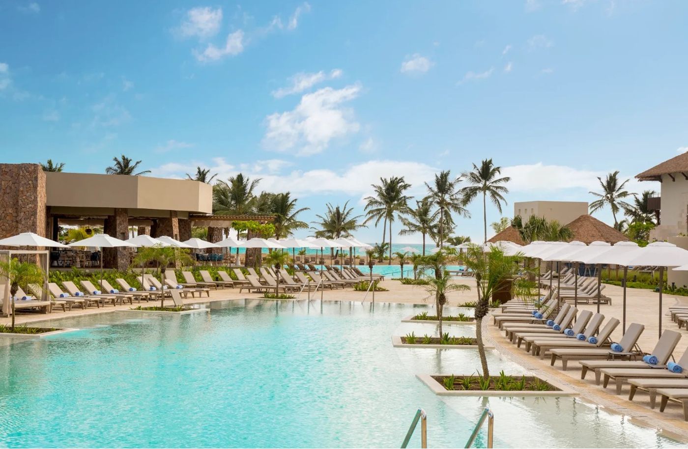  Dreams Playa Esmeralda Resort and Spa 16.02