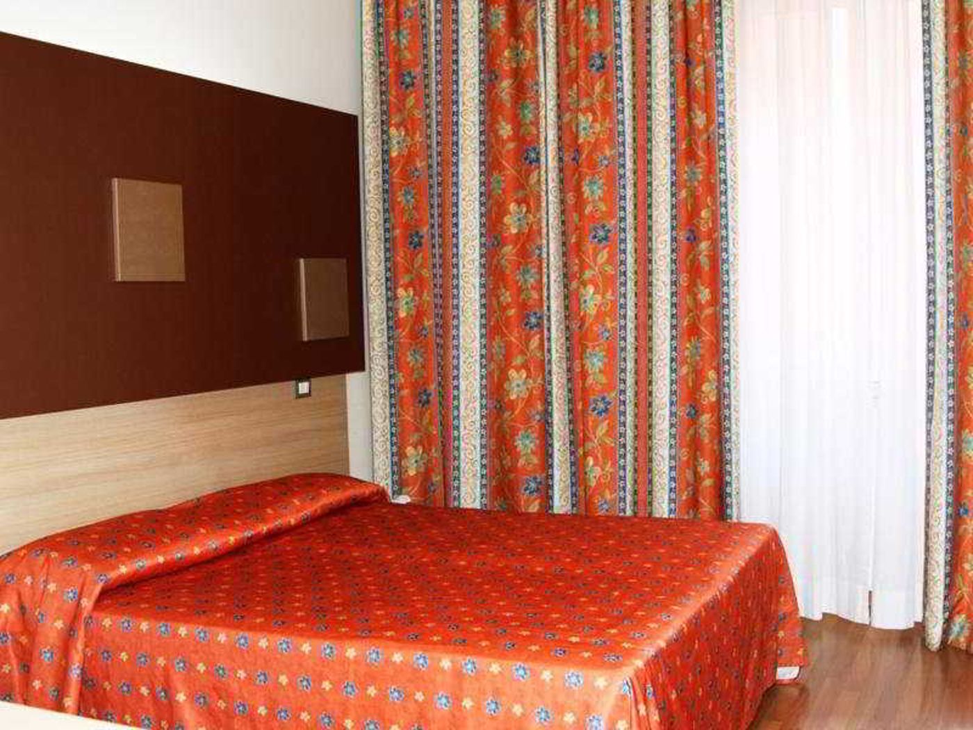 Hotel-San-Remo-Room-37