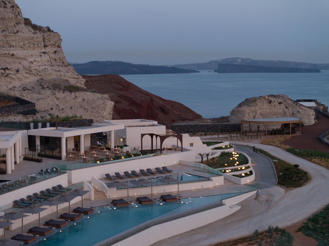 Santo Mine Oia Suites