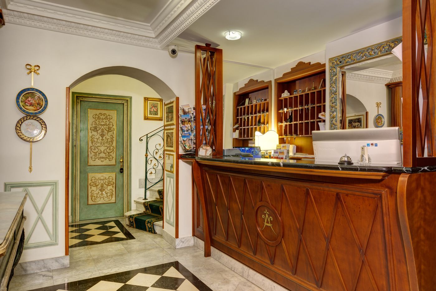 Amalfi-Lobby-5