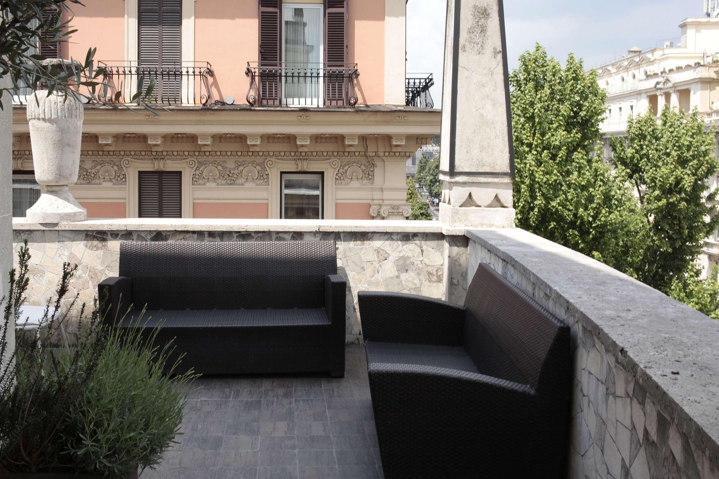 Grand-Hotel-Palace-Lobby-88