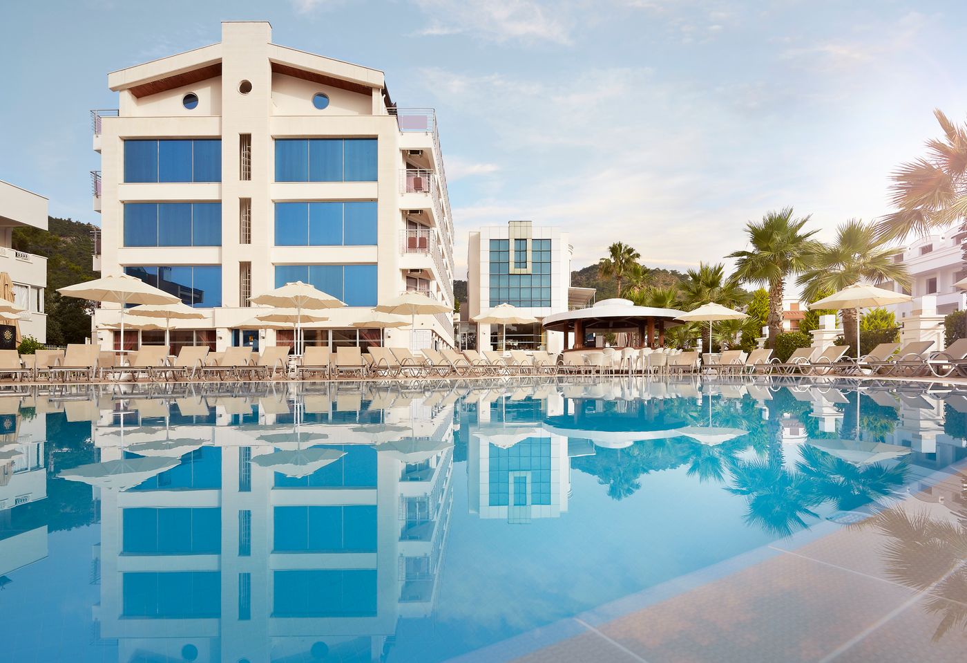 Ideal Pearl Hotel - Adult Only