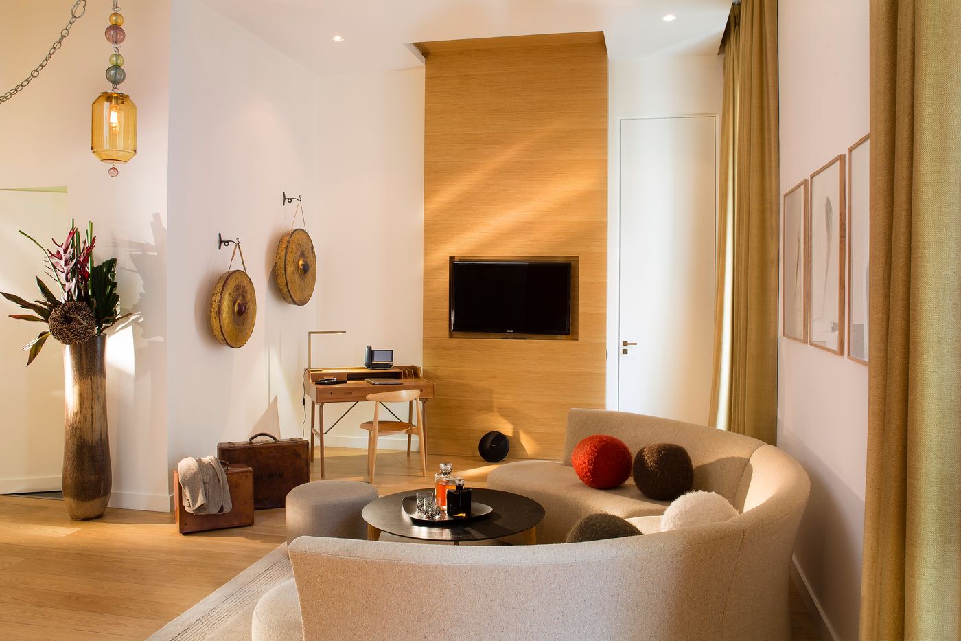 Marignan-Champs-Elysees-General-view-1