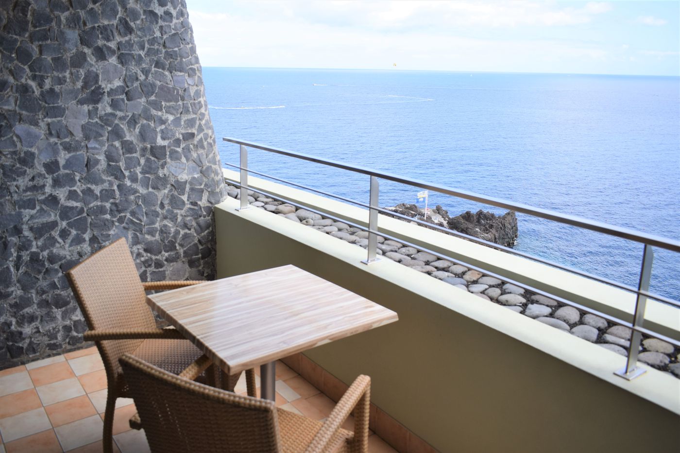 Madeira-Regency-Cliff---Adults-Only-Room-48