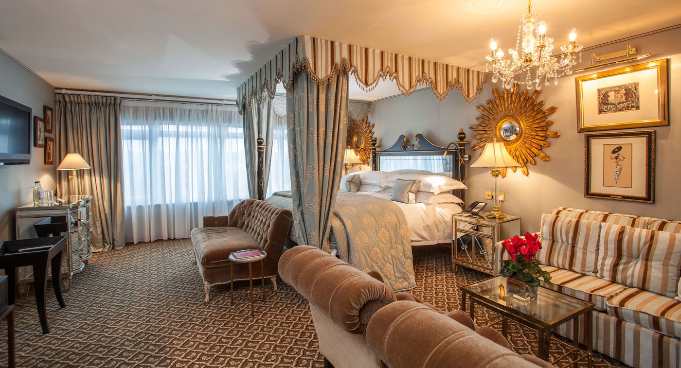 The-Duke-of-Richmond-Room-16