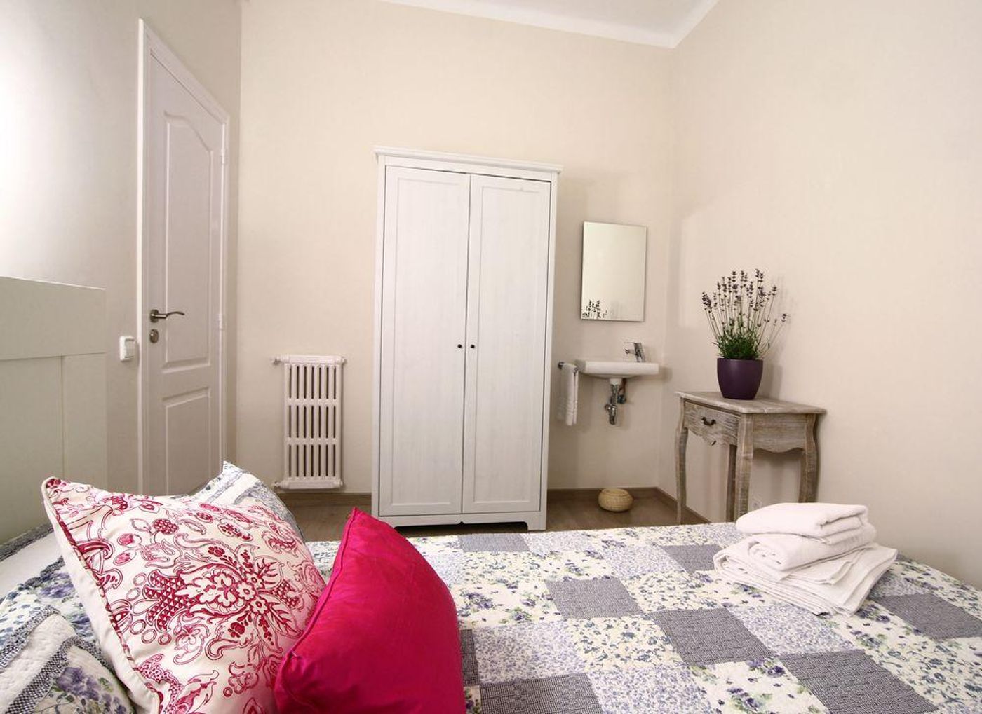 Blanc Guesthouse-Spain-BARCELONA -General view-1