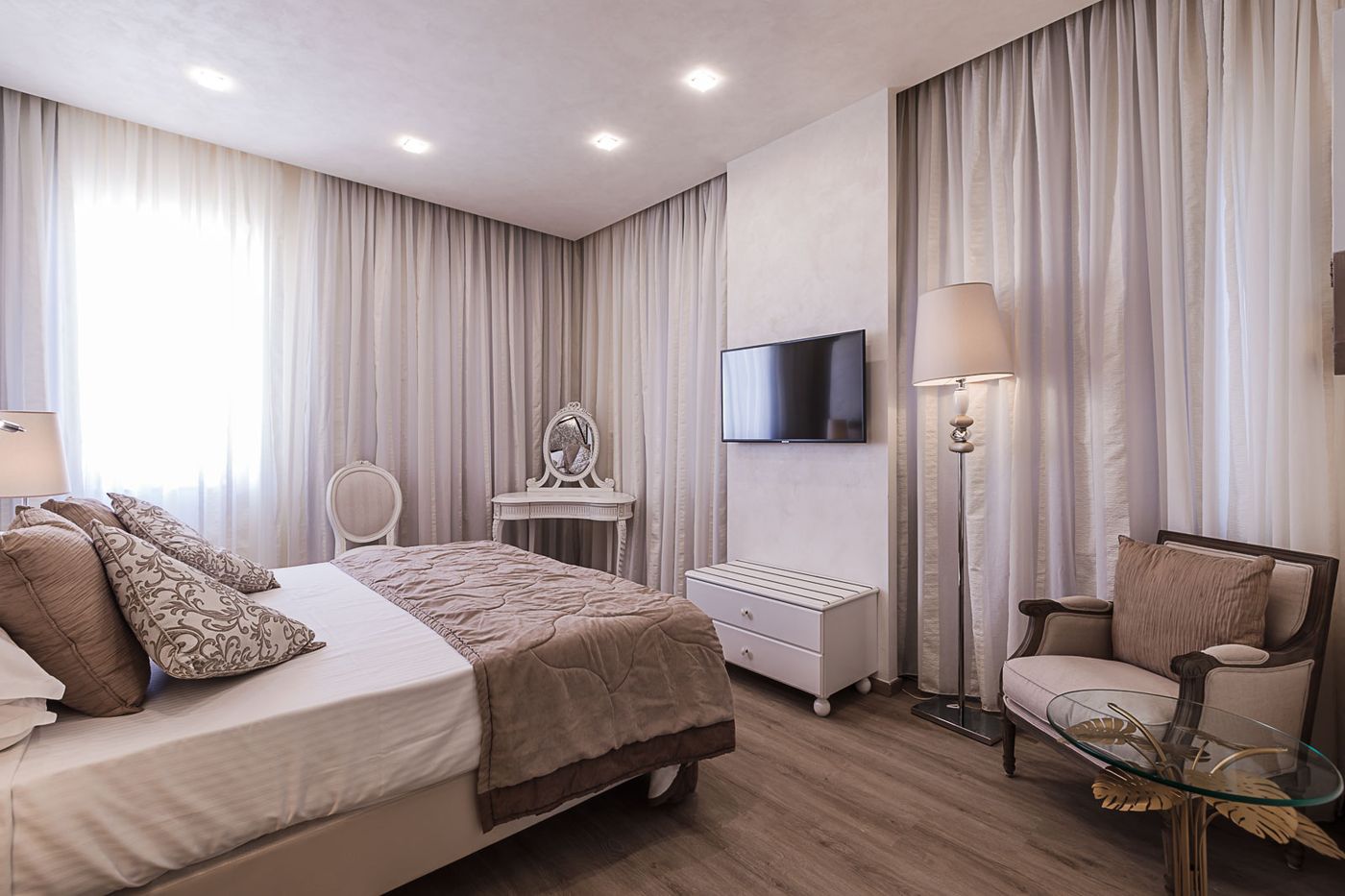 Osborne-Hotel-Room-19