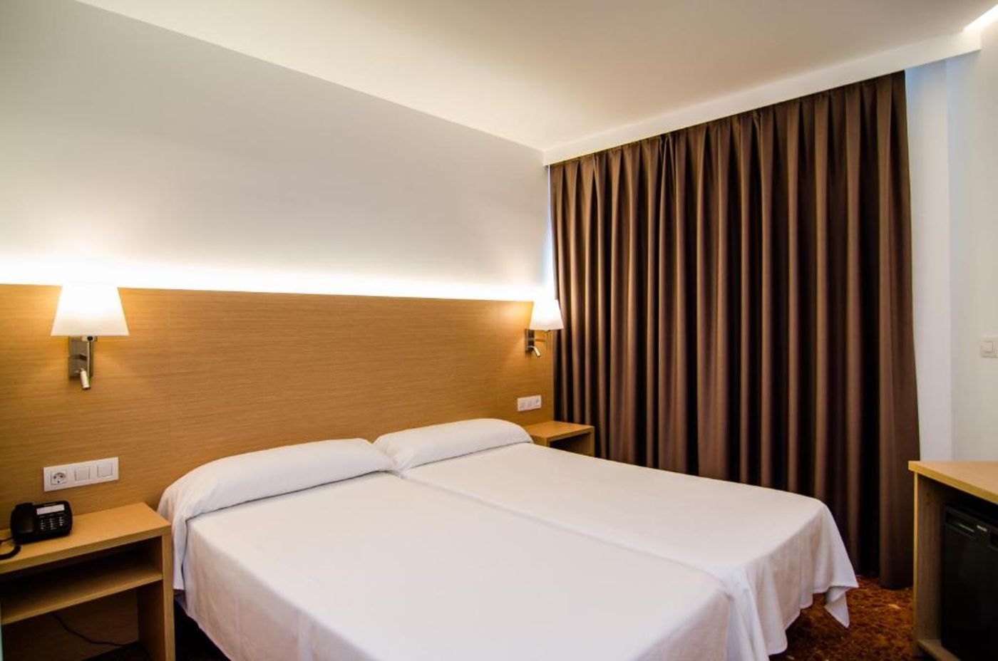 Port-Europa--Room-20