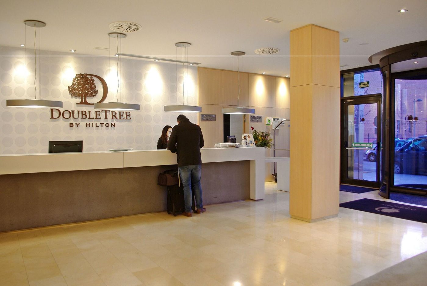 Doubletree-By-Hilton-Girona-Lobby-48