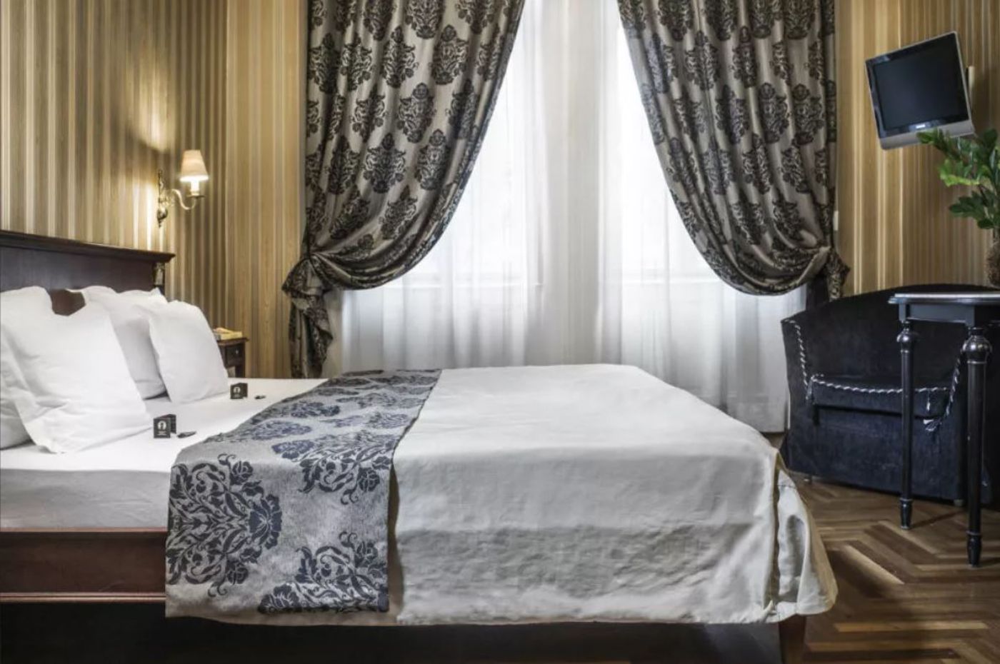 Gerloczy-Boutique-Hotel-Room-27