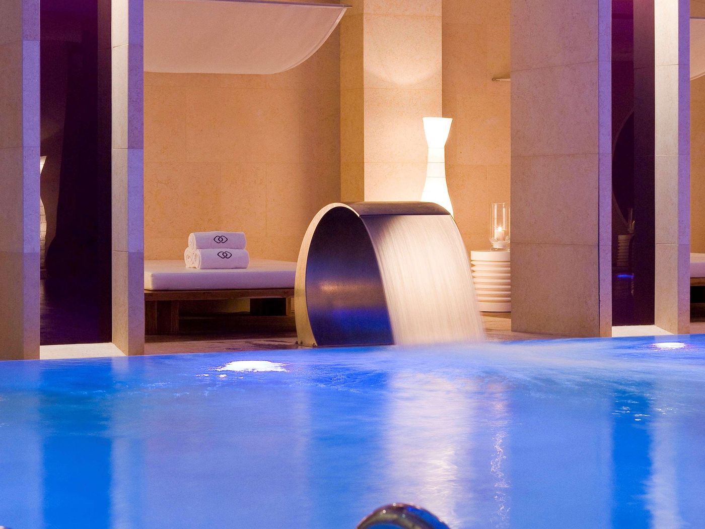 Sofitel-Warsaw-Victoria-Pool-85