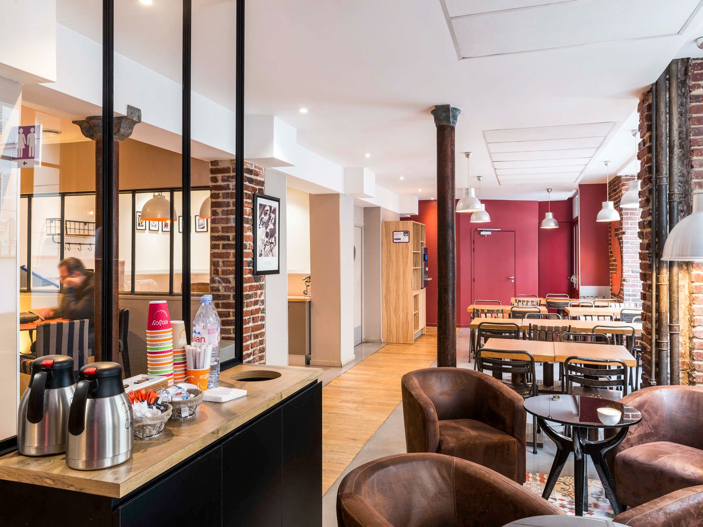 ibis-Styles-Paris-Montmartre-Nord-Restaurant-2