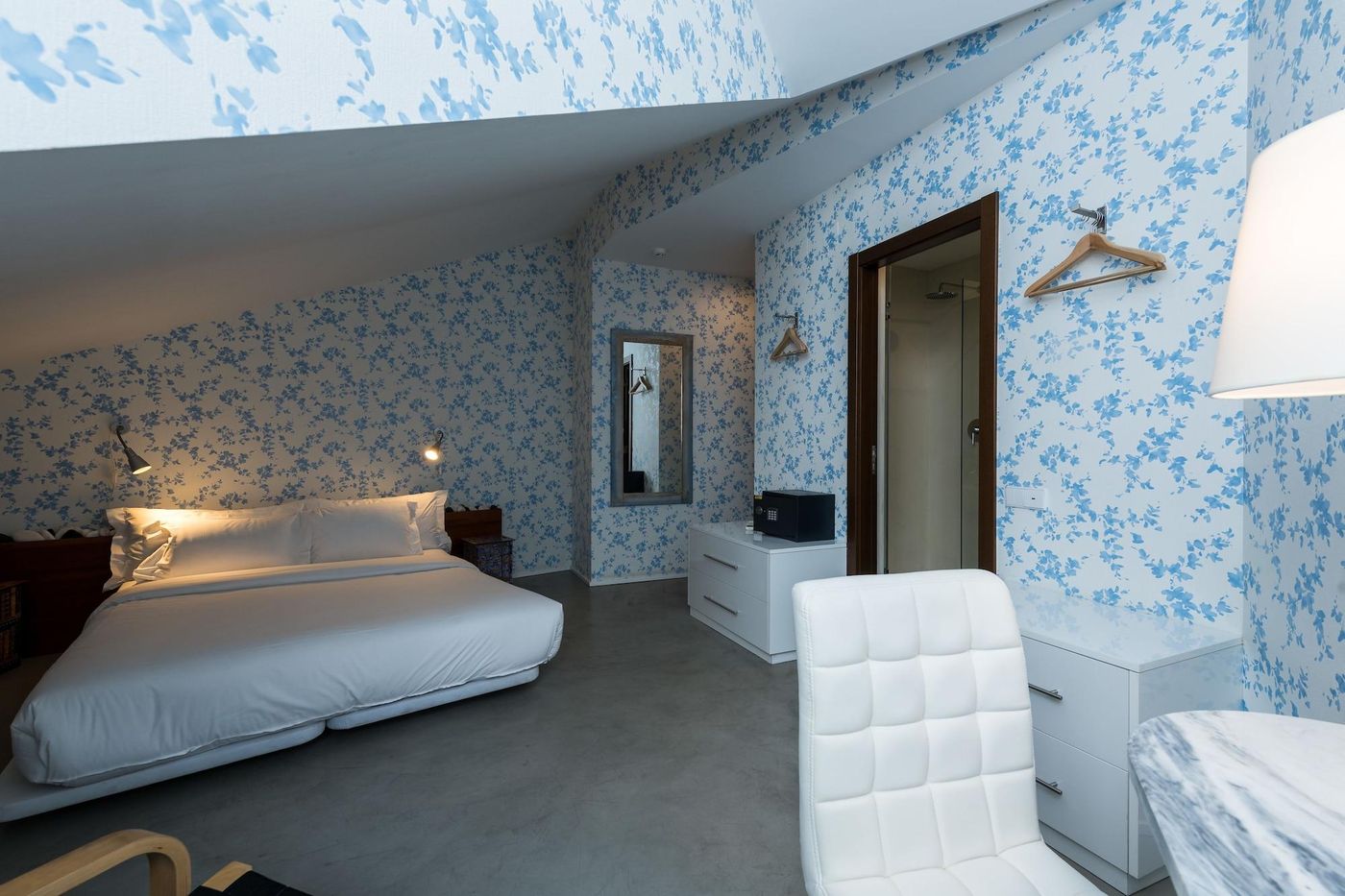 Alfama---Lisbon-Lounge-Suites-Room-56