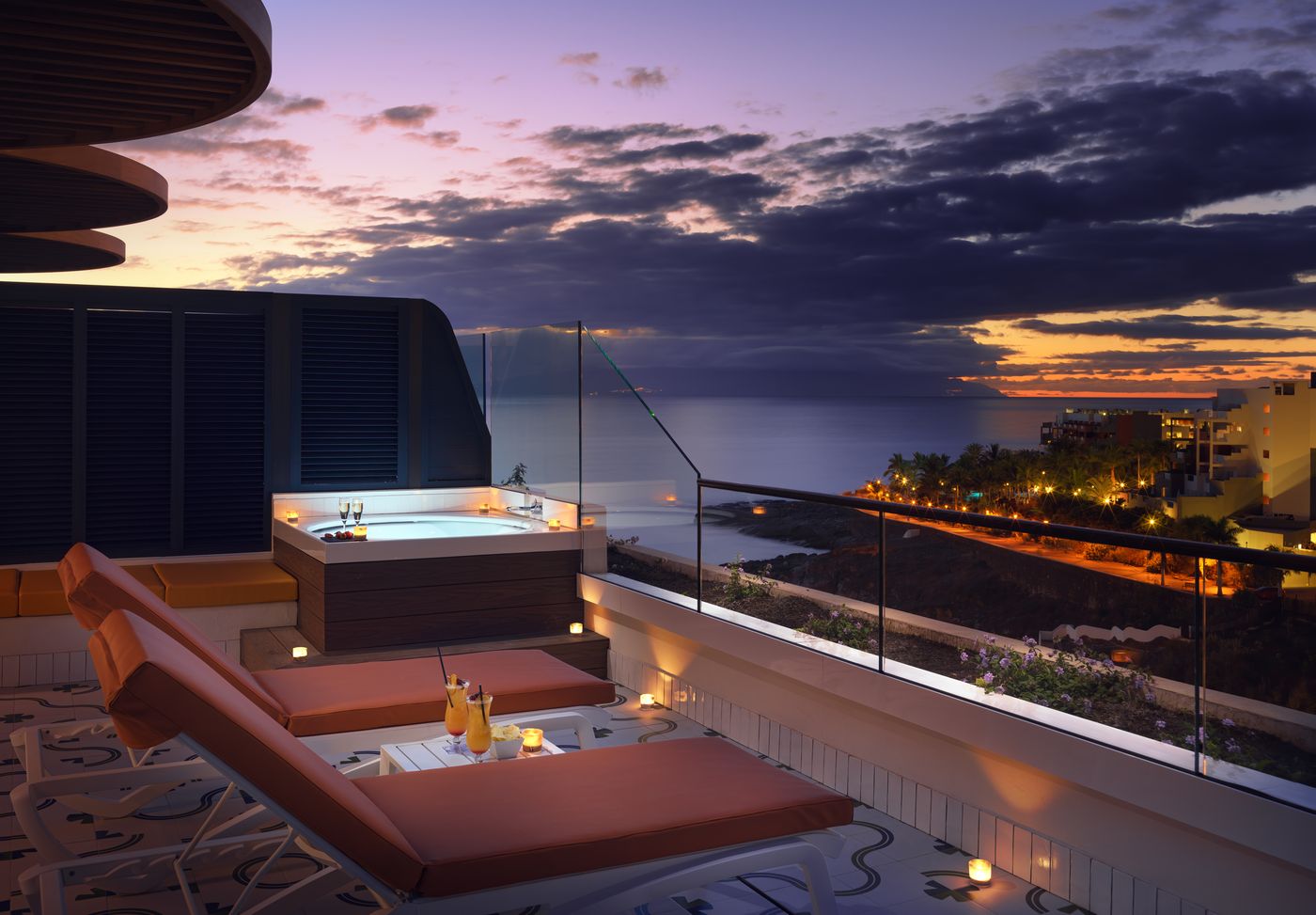 H10-Atlantic-Sunset-Horizons-Collection-Room-83