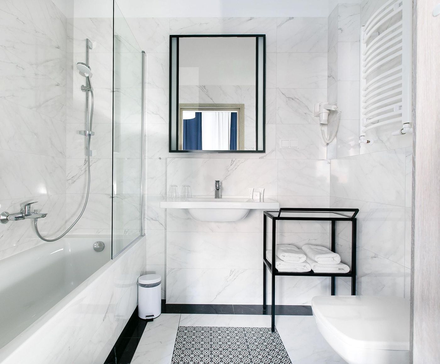 Amber-Design-Residence-Room-46