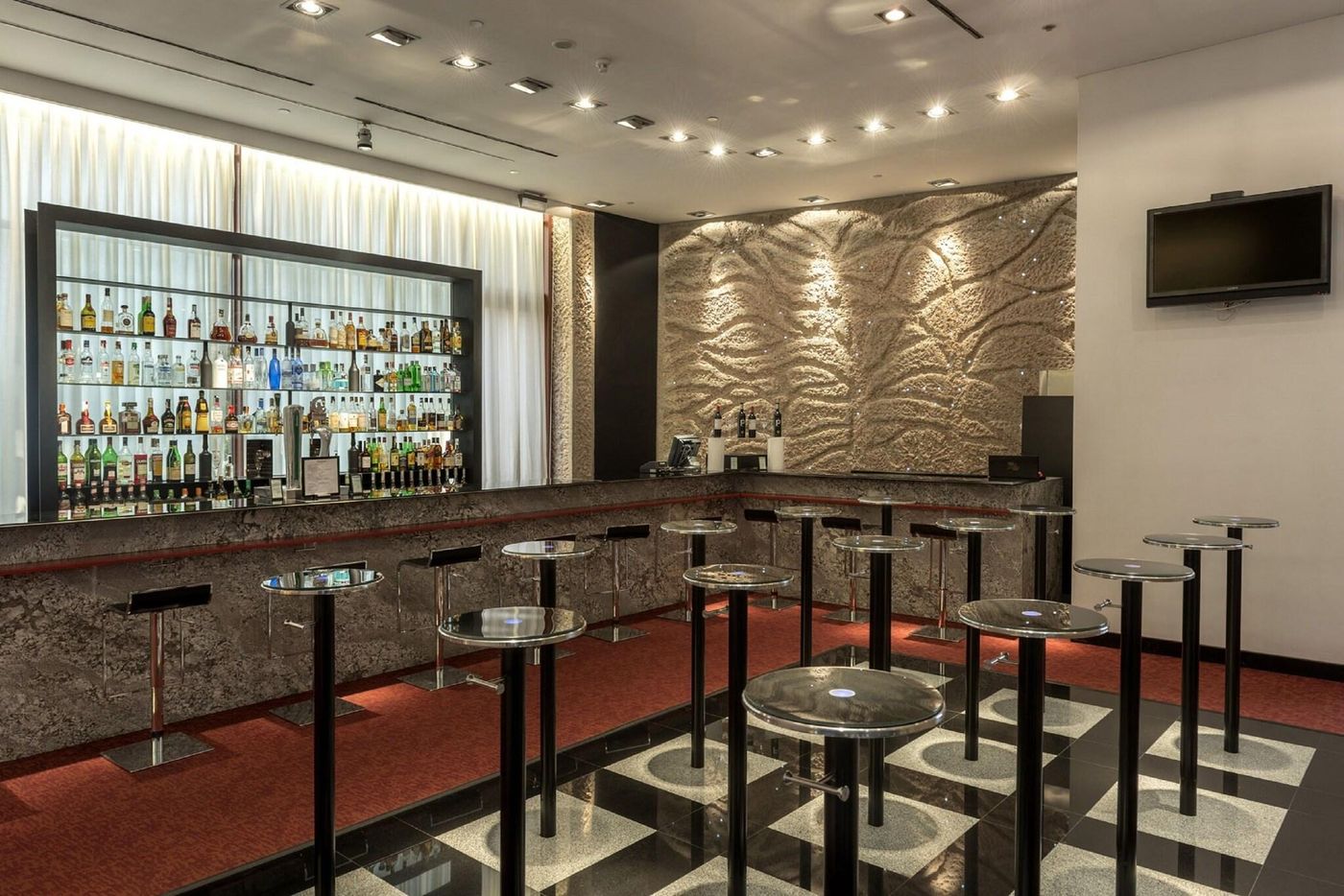 Hilton-Madrid-Airport-Bar-21