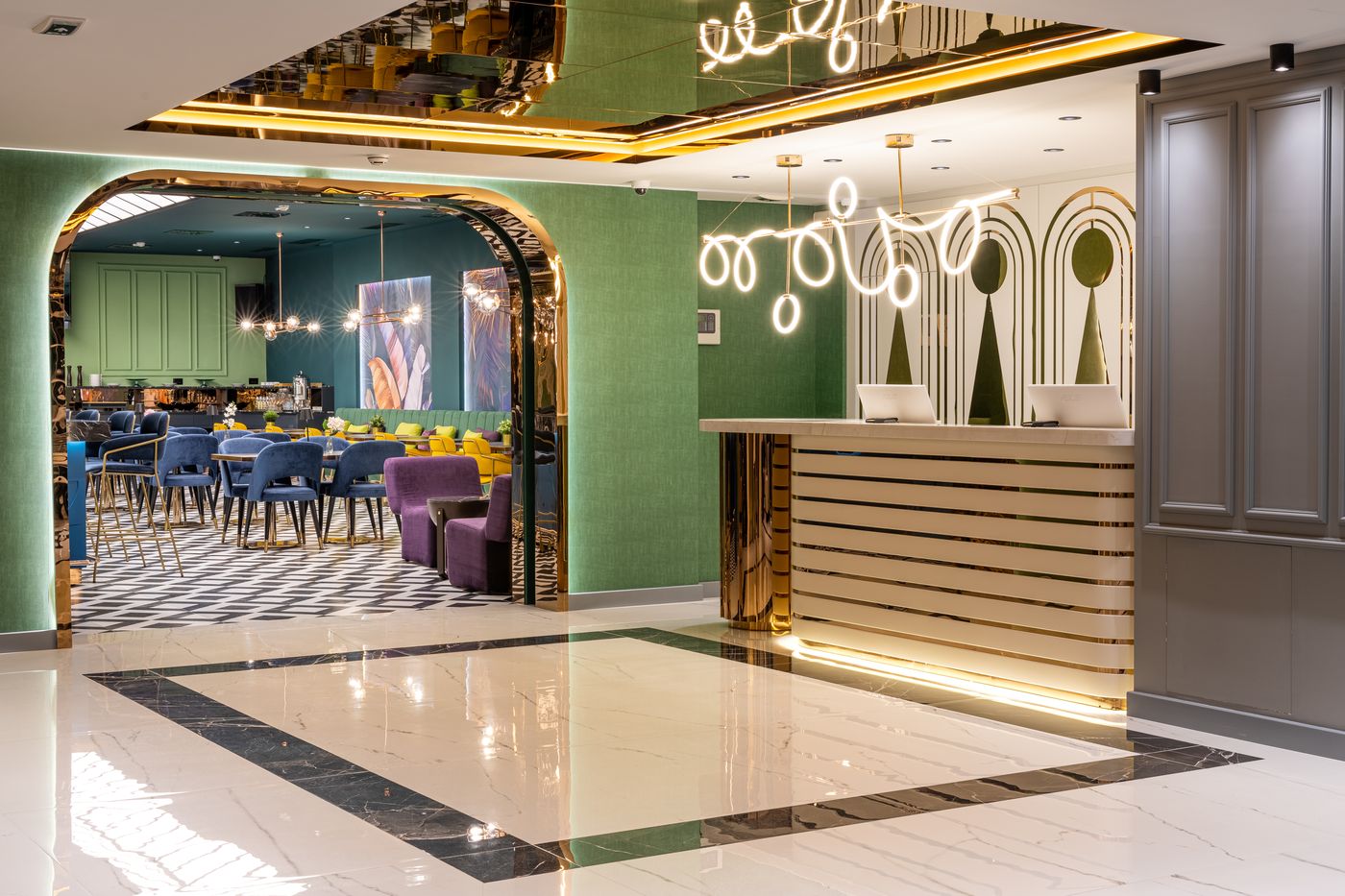 Hotel Calisi-Serbia-Beograd-Lobby-10