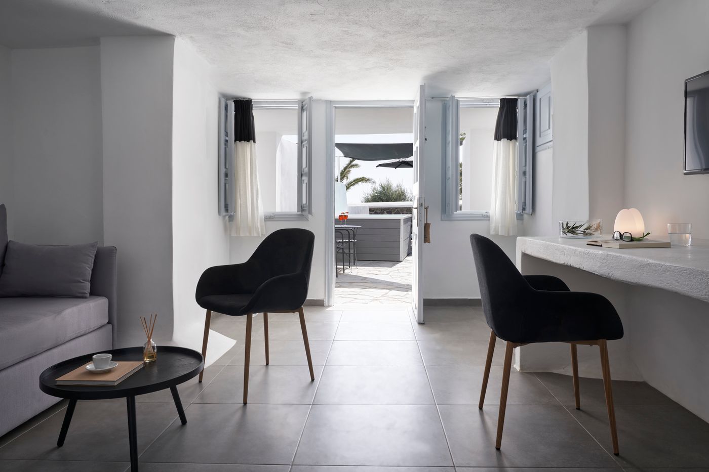 Mr-and-Mrs-White-Oia-Santorini-Room-39